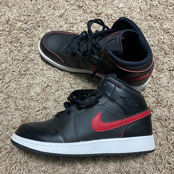 SOLD - Picture 1 of 2